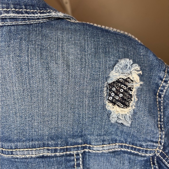 Classic Distressed Blue Denim Jacket - Picture 3 of 6